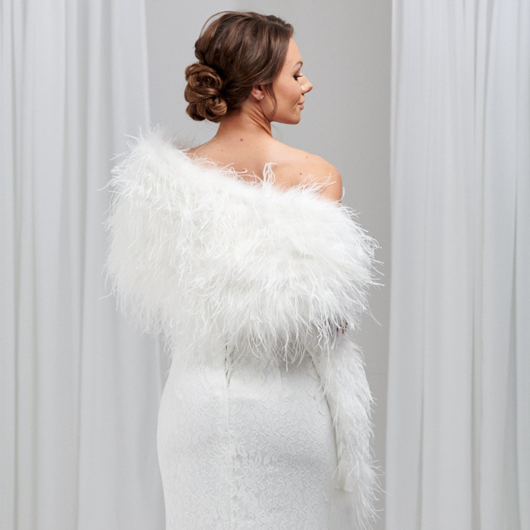 Audrey Ivory Long Ostrich Feather Bridal Stole